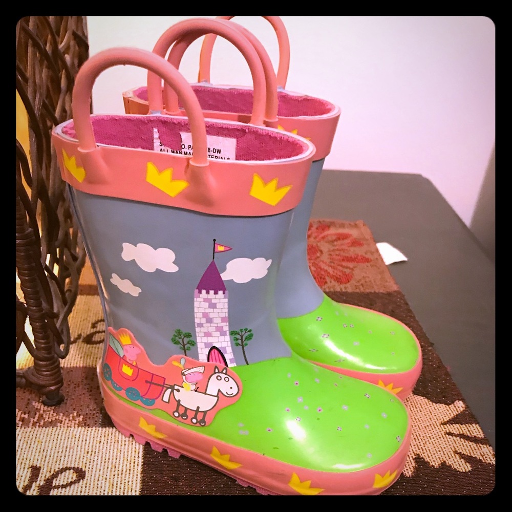 Pepa Pig rain boots.